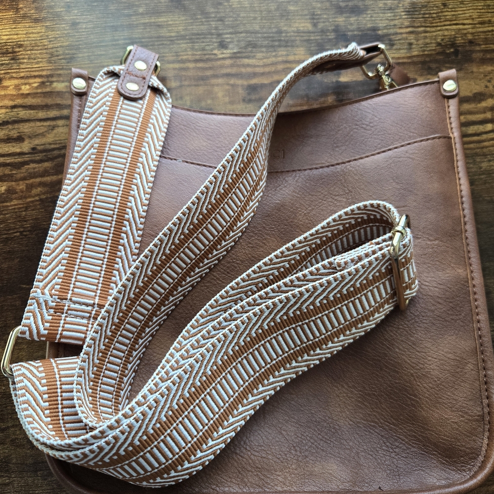 Cluci Brown Crossbody Bag with 2 Straps EUC $40 - Picture 5 of 13